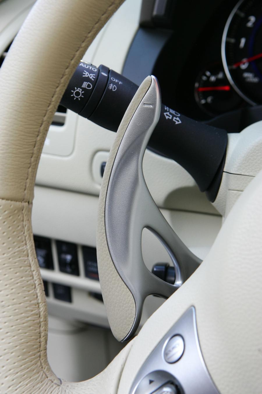  Infiniti FX50 2009 года  (фото 53 из 110)